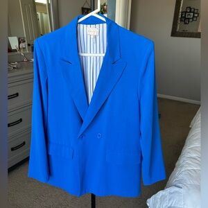 Royal Blue entro size medium blazer with shoulder pads